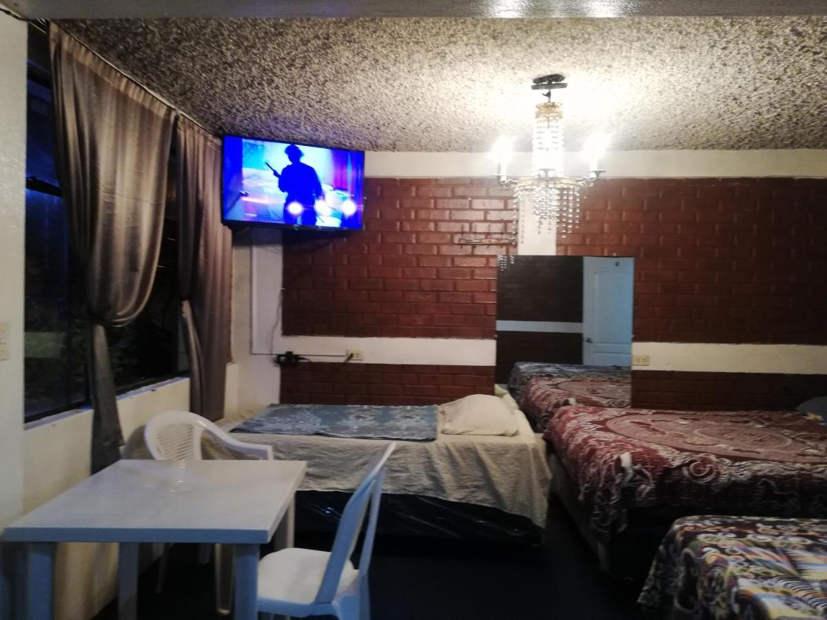 Hotel El Meson Guatemala 外观 照片