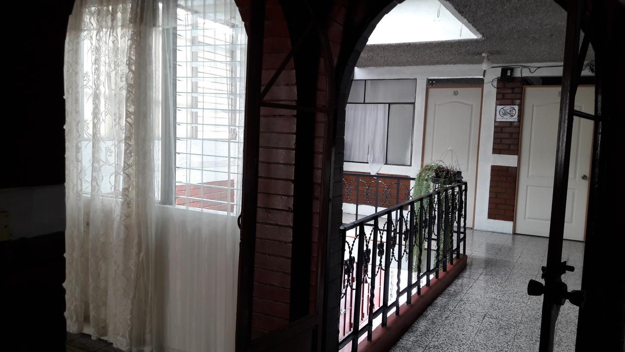 Hotel El Meson Guatemala 外观 照片
