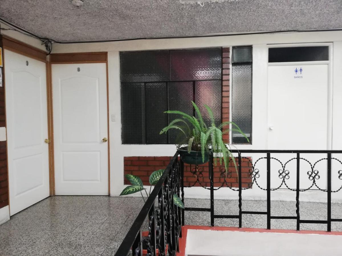 Hotel El Meson Guatemala 外观 照片